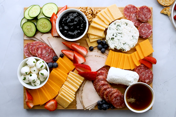 Platters, Tray & Station Menu